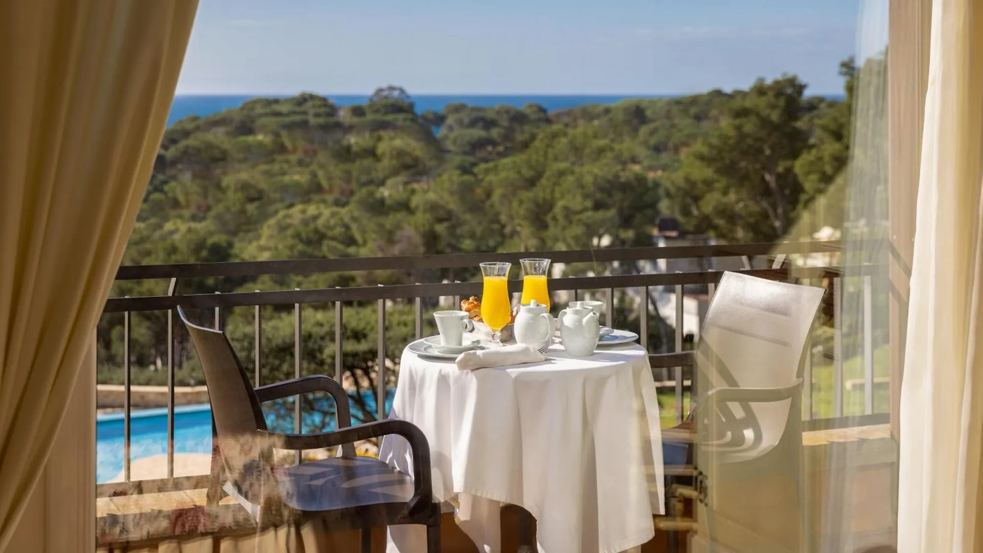 Hotel Blaumar Llafranc 4*,  Spain